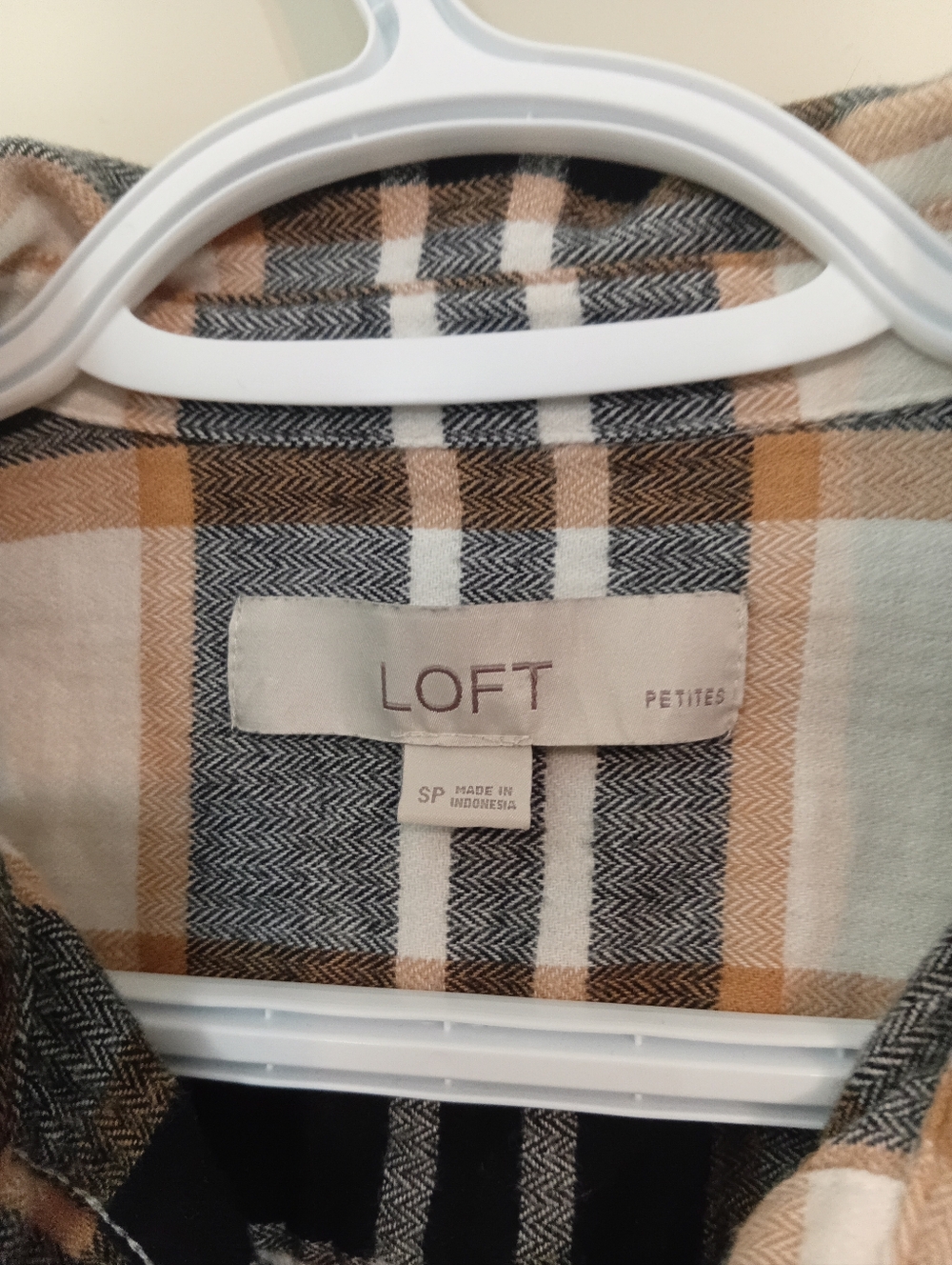 LOFT Plaid Button-Down Shirt in Black, Gray & Cream - Picture 5 of 5